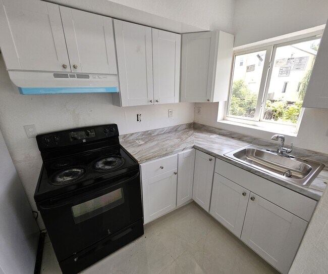 Foto del edificio - 450 NW 84th St