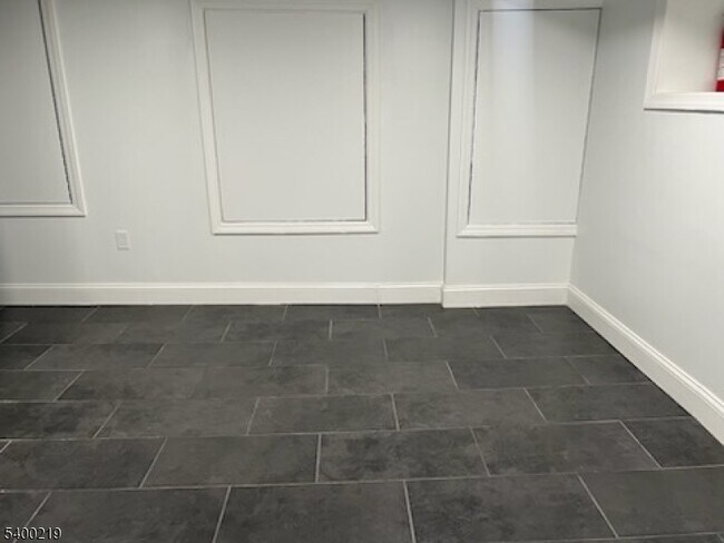 Foto del edificio - 295 Halsted St