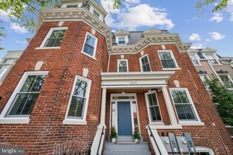 Building Photo - 1614 Kilbourne Pl NW