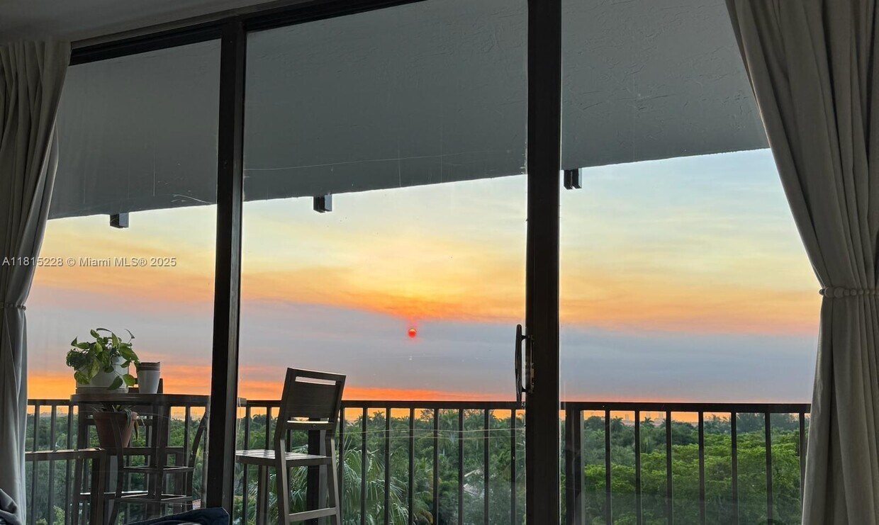 Foto principal - 5701 Biscayne Blvd