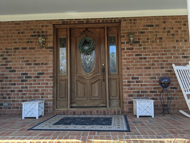 Building Photo - 3007 Umstead Rd