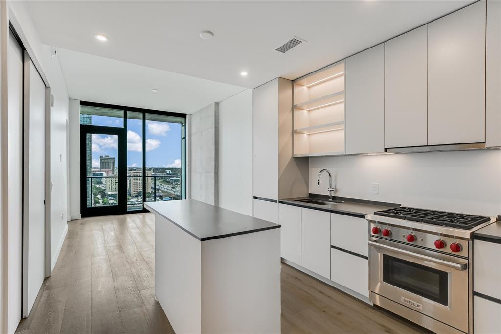 Foto principal - 610 Davis St