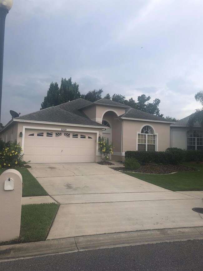 Building Photo - 1319 Foxton Ln