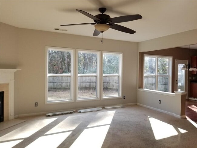 Building Photo - 999 Harvest Brook Dr NE