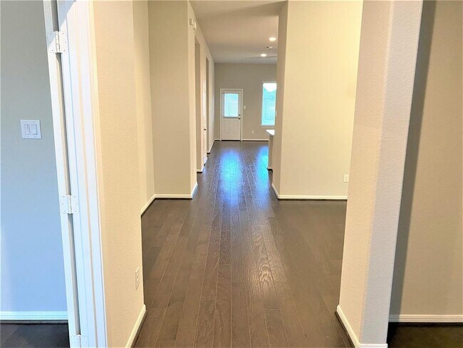 Building Photo - 12043 Talmadge Reach Dr