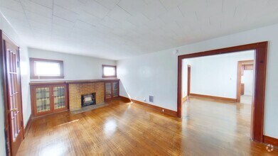 Building Photo - 70-72-72 Hillendale St