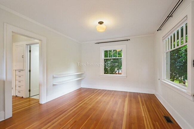Building Photo - Live in the Heart of NE Portland – Modern ...