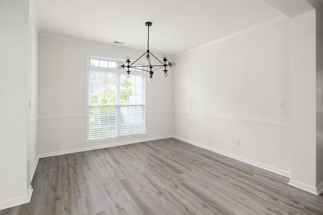 Building Photo - Beautiful Home in Fletcher
