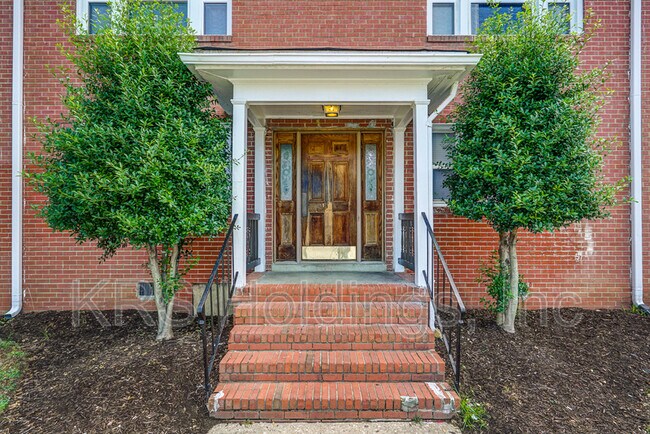 Foto del edificio - 5435 Remuda Dr