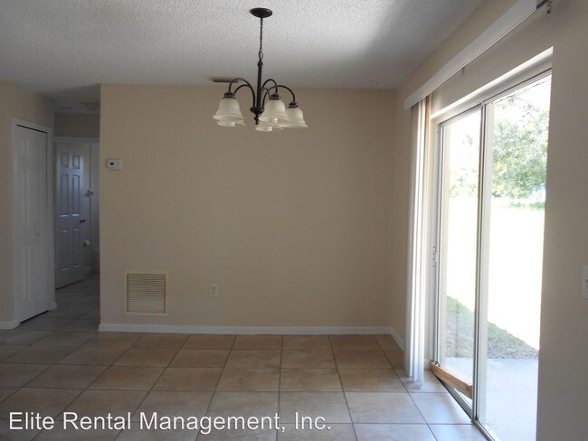 Foto del edificio - 3 br, 2 bath House - 102 Cricket Hollow Lane