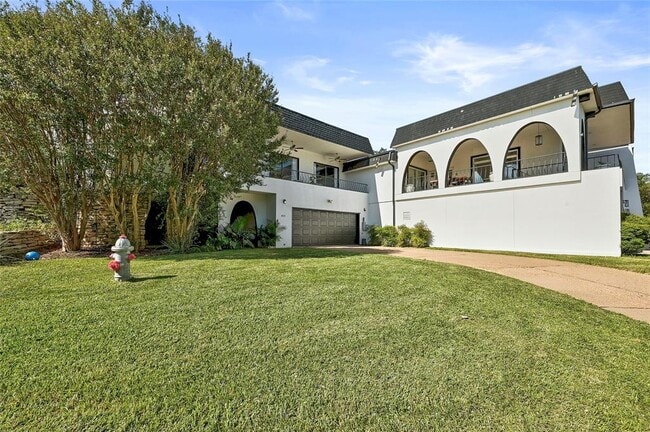 Building Photo - 409 Seawind St