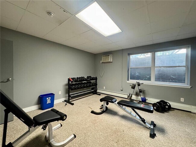 Foto del edificio - 3150 Excelsior Blvd