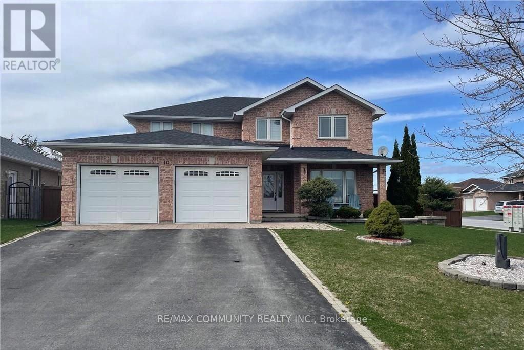 Photo principale - 10 Simcoe Dr