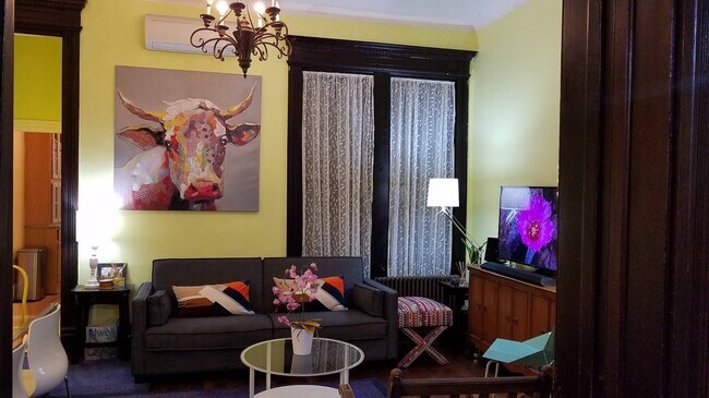 Foto del edificio - 1250 Girard St NW