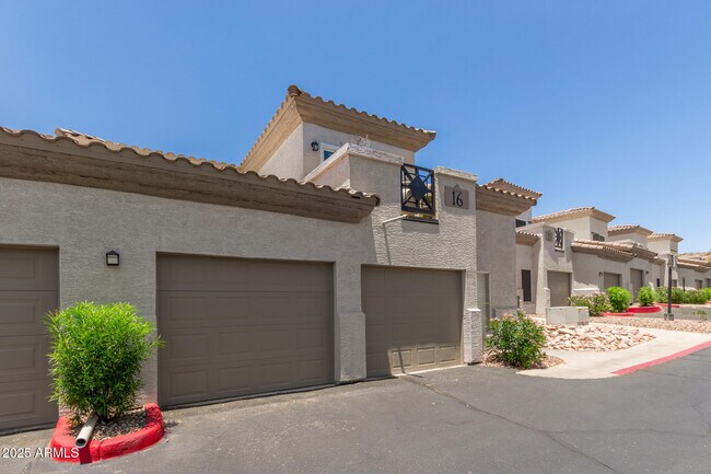 Foto del edificio - 3236 E Chandler Blvd