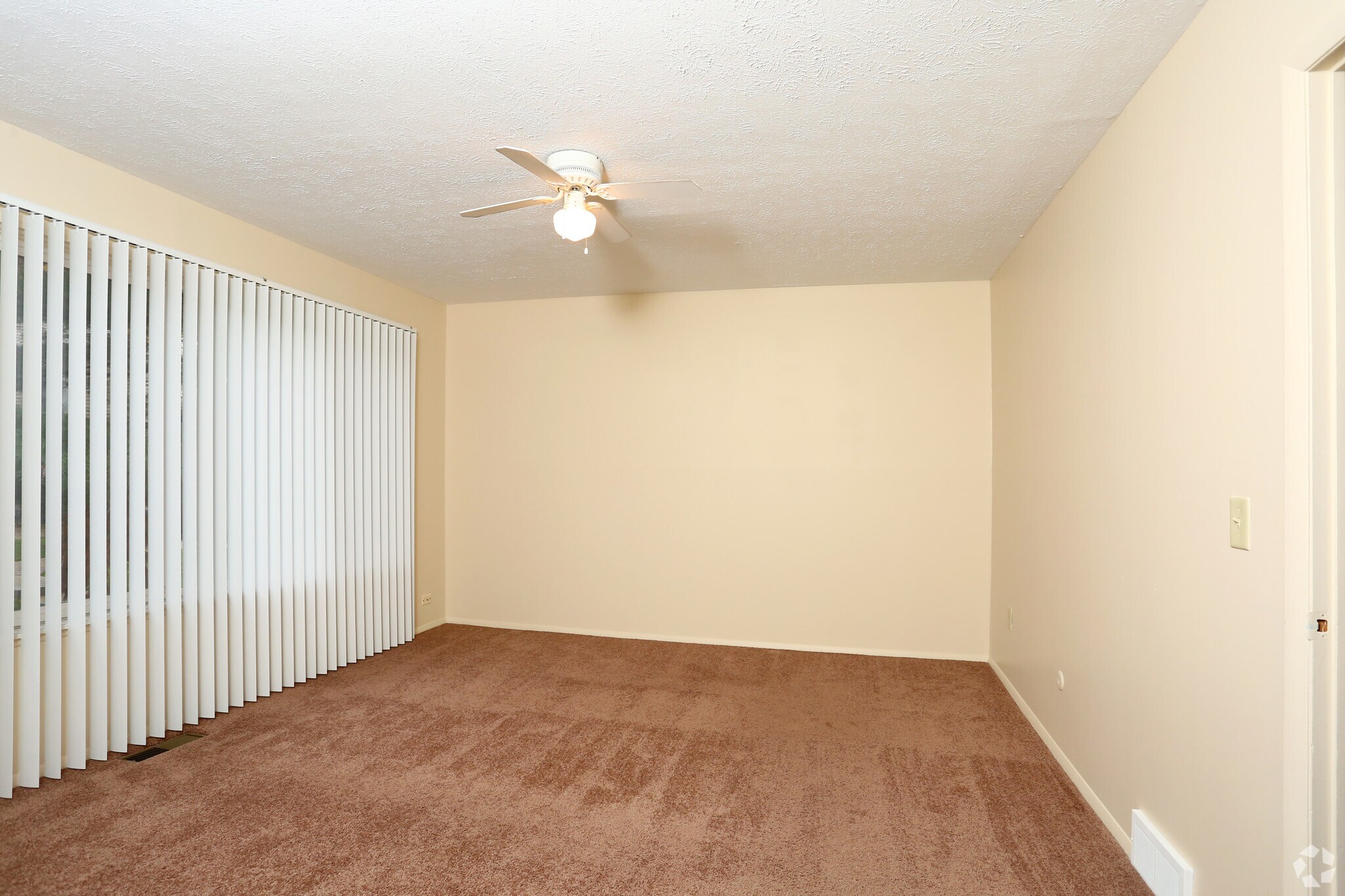 Indian Valley Apartments – photo 2