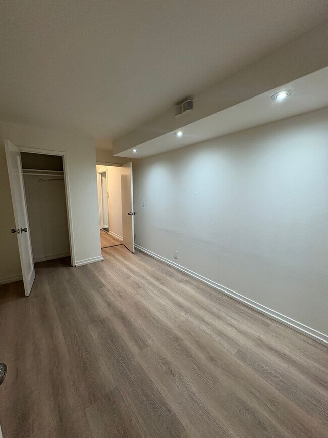 Foto del edificio - 3927-3929 Ruby St