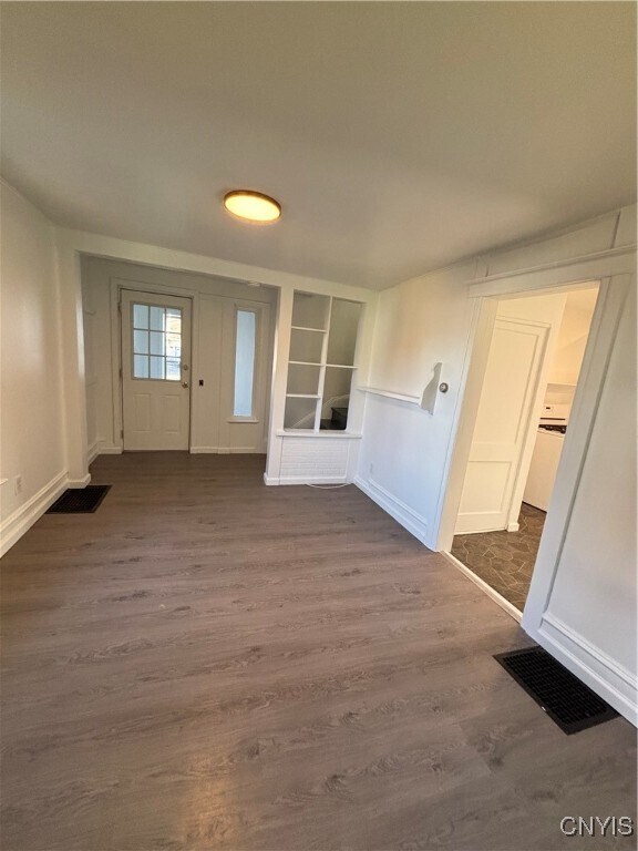 Building Photo - 354 Arlington St