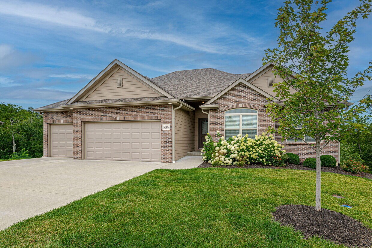 Primary Photo - 5200 Shoal Creek Ct