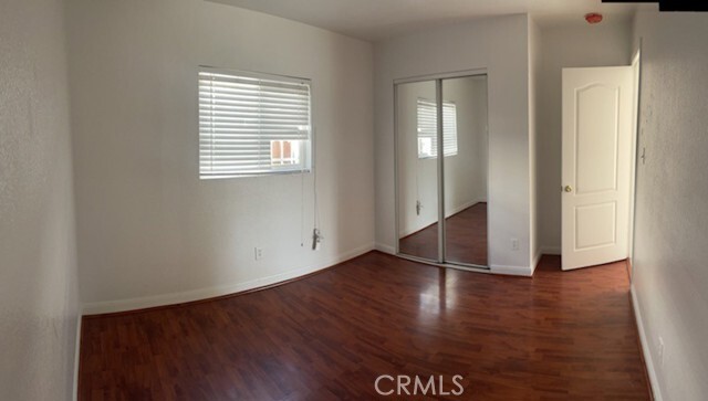 Building Photo - 403 E 69th St