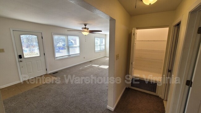 Building Photo - 4010 Garwood Ave