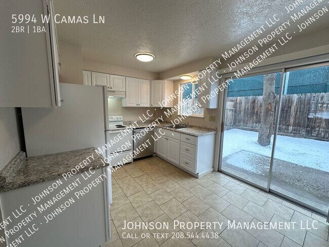 Foto del edificio - 5994 W Camas Ln