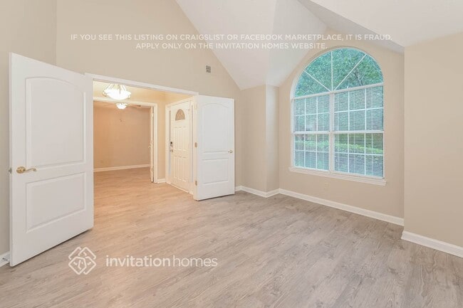 Foto del edificio - 4220 E Meadow Dr