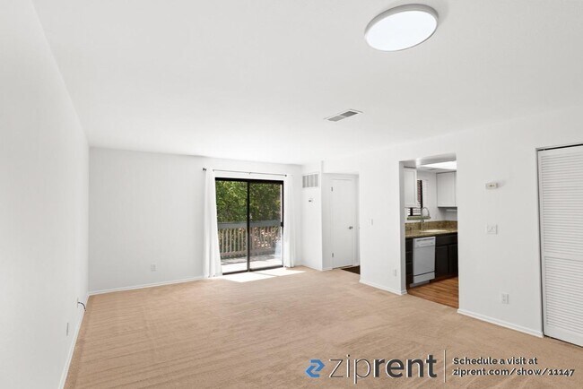 Building Photo - 615 San Conrado Terrace