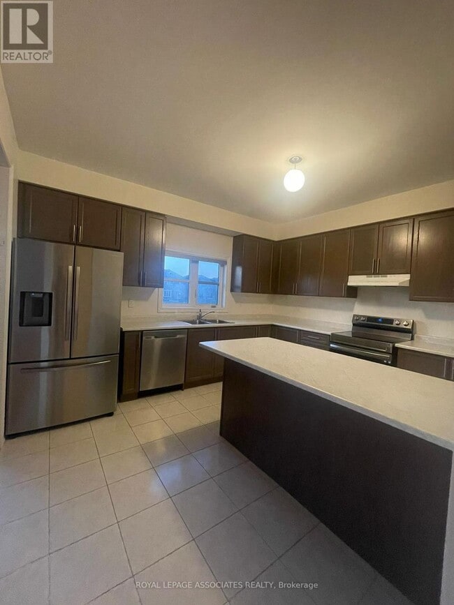 Building Photo - 1108 Skyridge Blvd