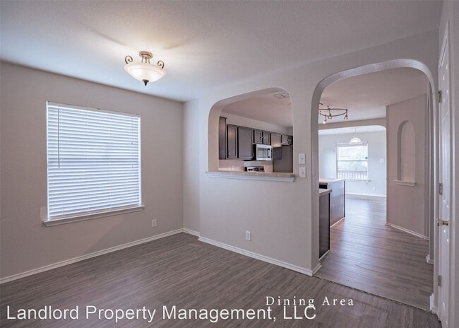 Building Photo - 4 br, 3 bath House - 3902 Nuttall Oak Drive
