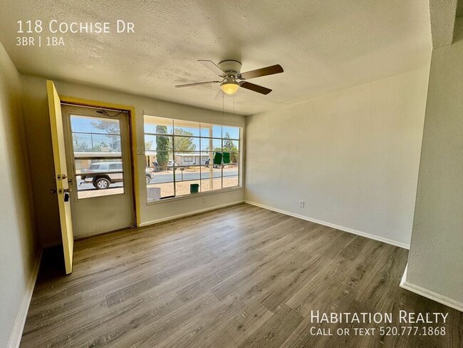 Foto del edificio - 118 Cochise Dr