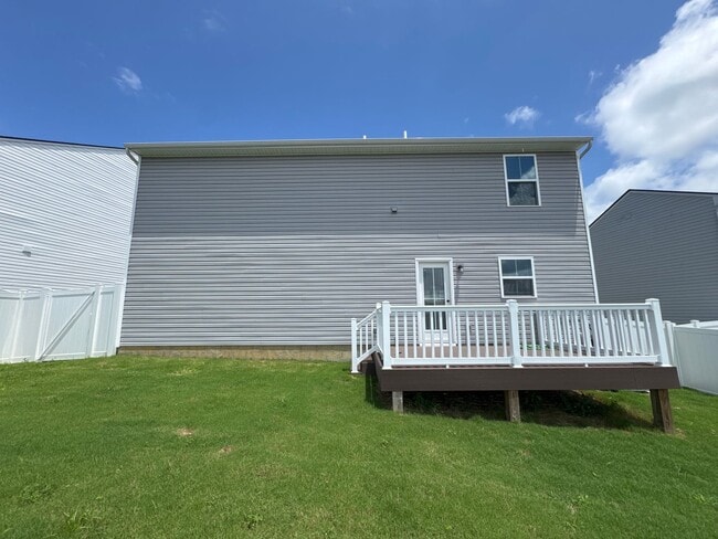 Building Photo - 3357 Thorpe Rd