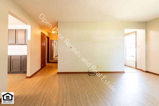 Building Photo - 5121 Ardmore Ave