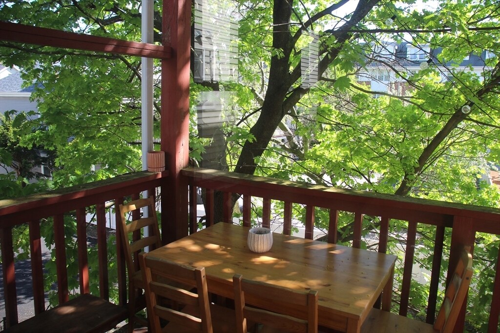 Primary Photo - 292 Summit Ave