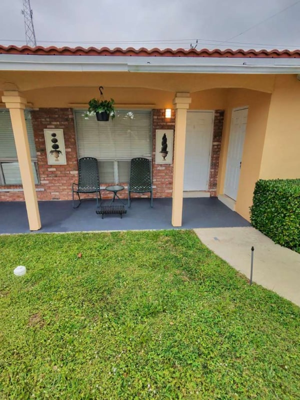 Photo - 2419 NE 2nd Ave (Boca Raton, FL)