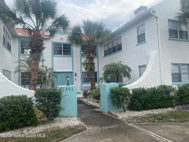 Foto del edificio - 1501 Shannon Ave