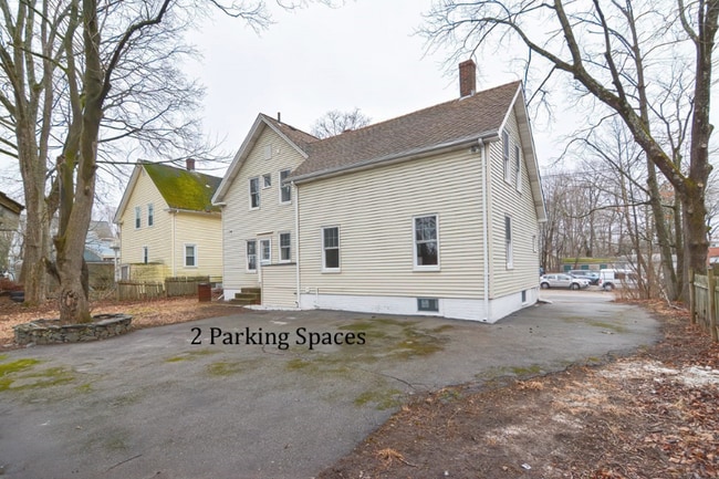 Building Photo - 106 Forest St