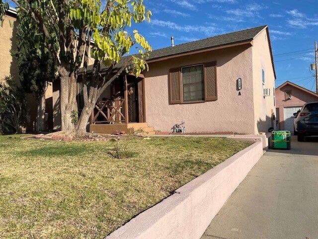 Building Photo - 710 E Santa Anita Ave