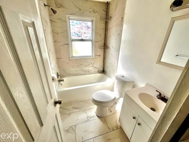 Building Photo - 19309 Avon Ave