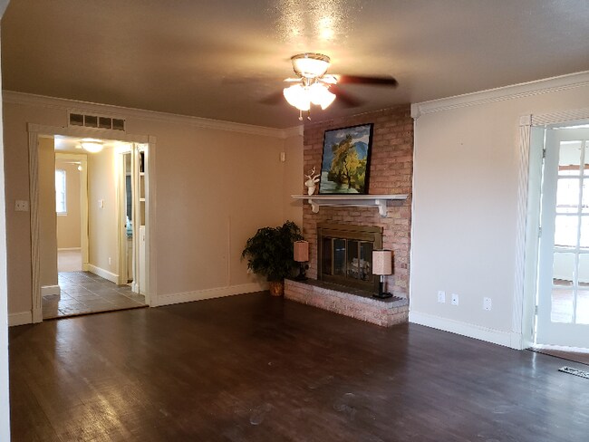 Foto del edificio - 106 W Silver Meadow Dr