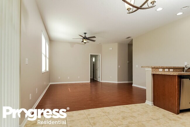 Building Photo - 915 Parker Den Dr