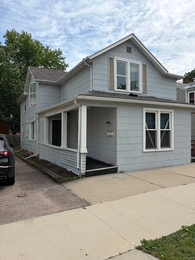 Photo - 314 E Cherry St (Mankato, MN)