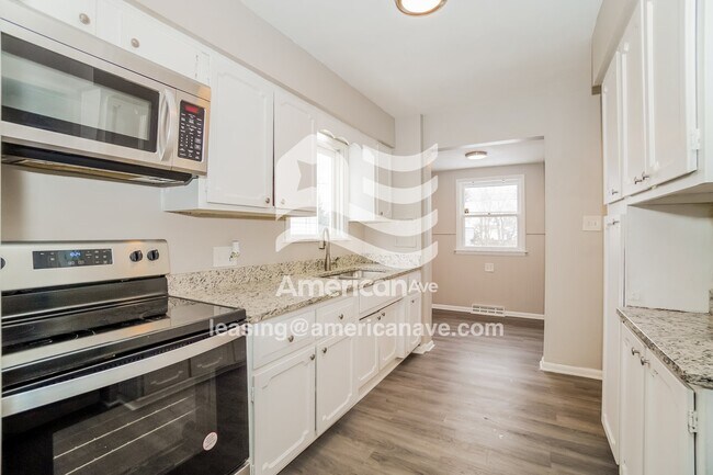 Foto del edificio - 2418 Georgetown Ave