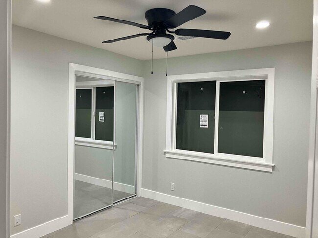 Foto del edificio - 11010 Loch Lomond Dr