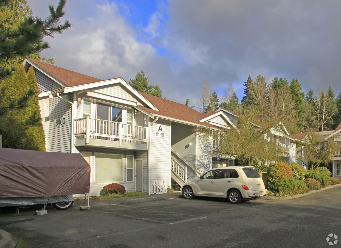 Primary Photo - 8400 166th Ave NE