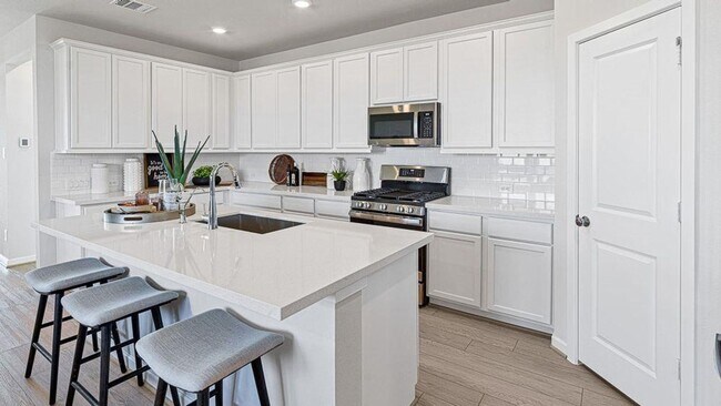 Foto del edificio - Charming 4BR House in Cypress