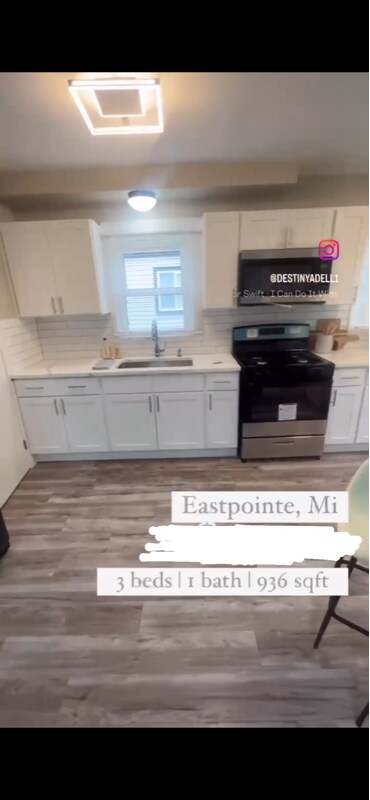 Foto del edificio - 21786 Rein Ave