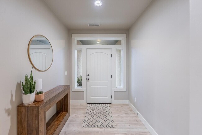 Foto del edificio - 72802 E Grand Bluff Loop