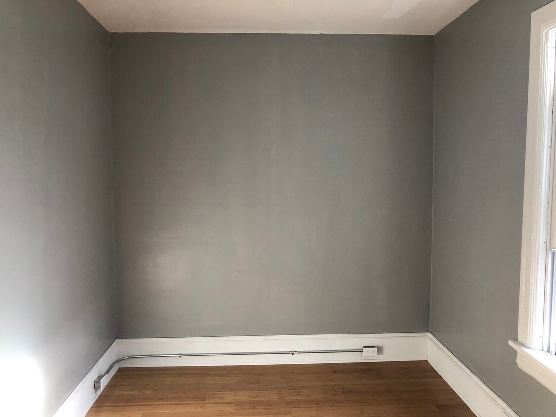 Building Photo - 4033 Saint Clair Ave