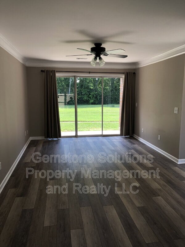 Photo - 1208 Granville Rd House